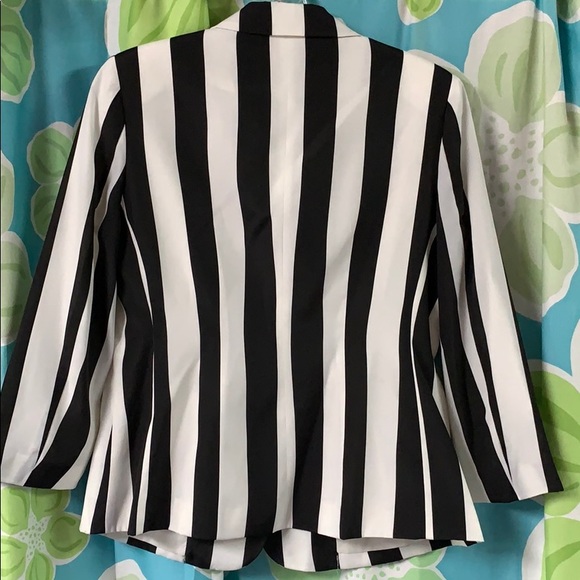 Bebe Black & White Striped Blazer - Picture 2 of 5